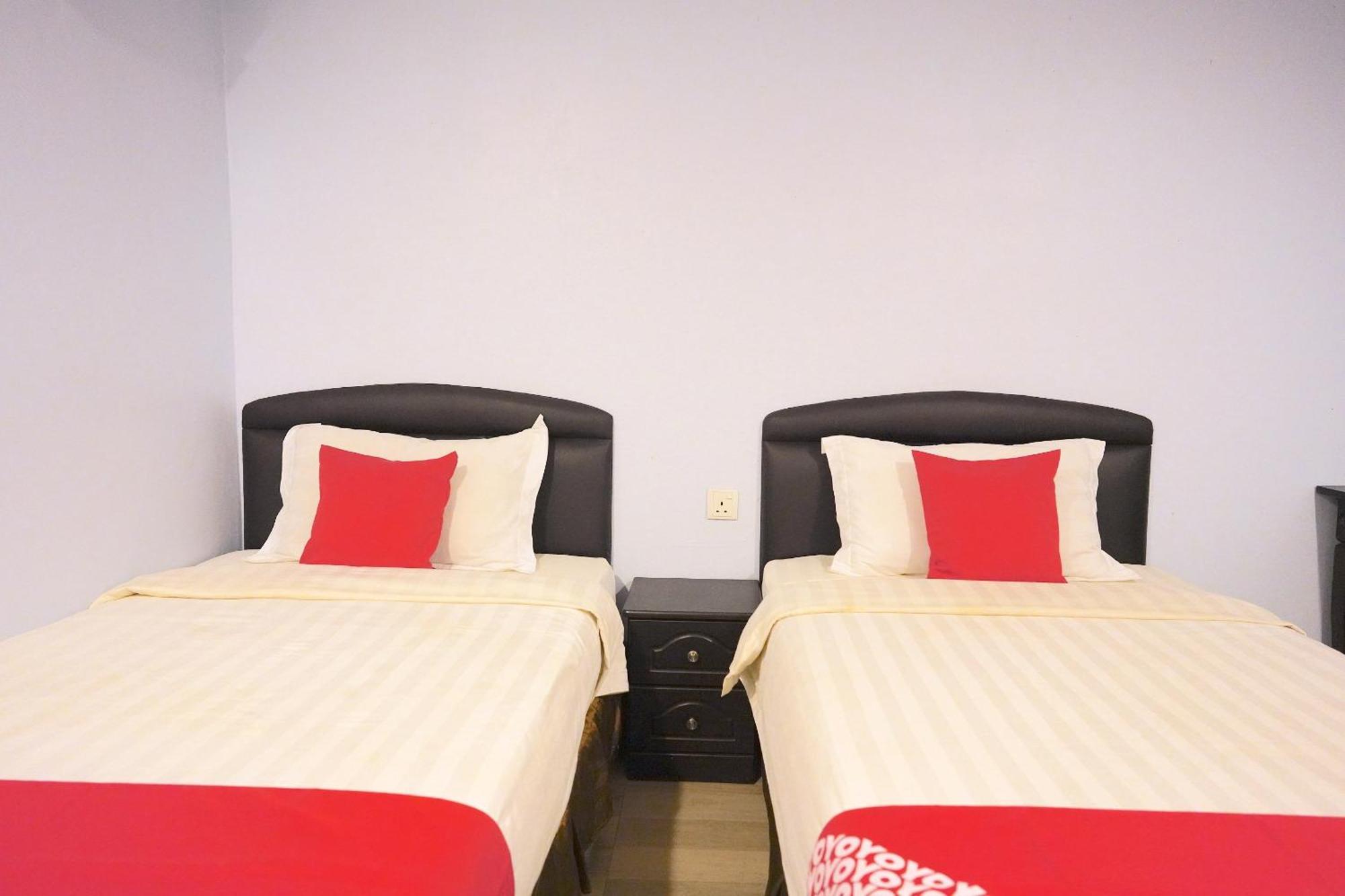 Super Oyo 89544 Utama Inn Бінтулу Екстер'єр фото