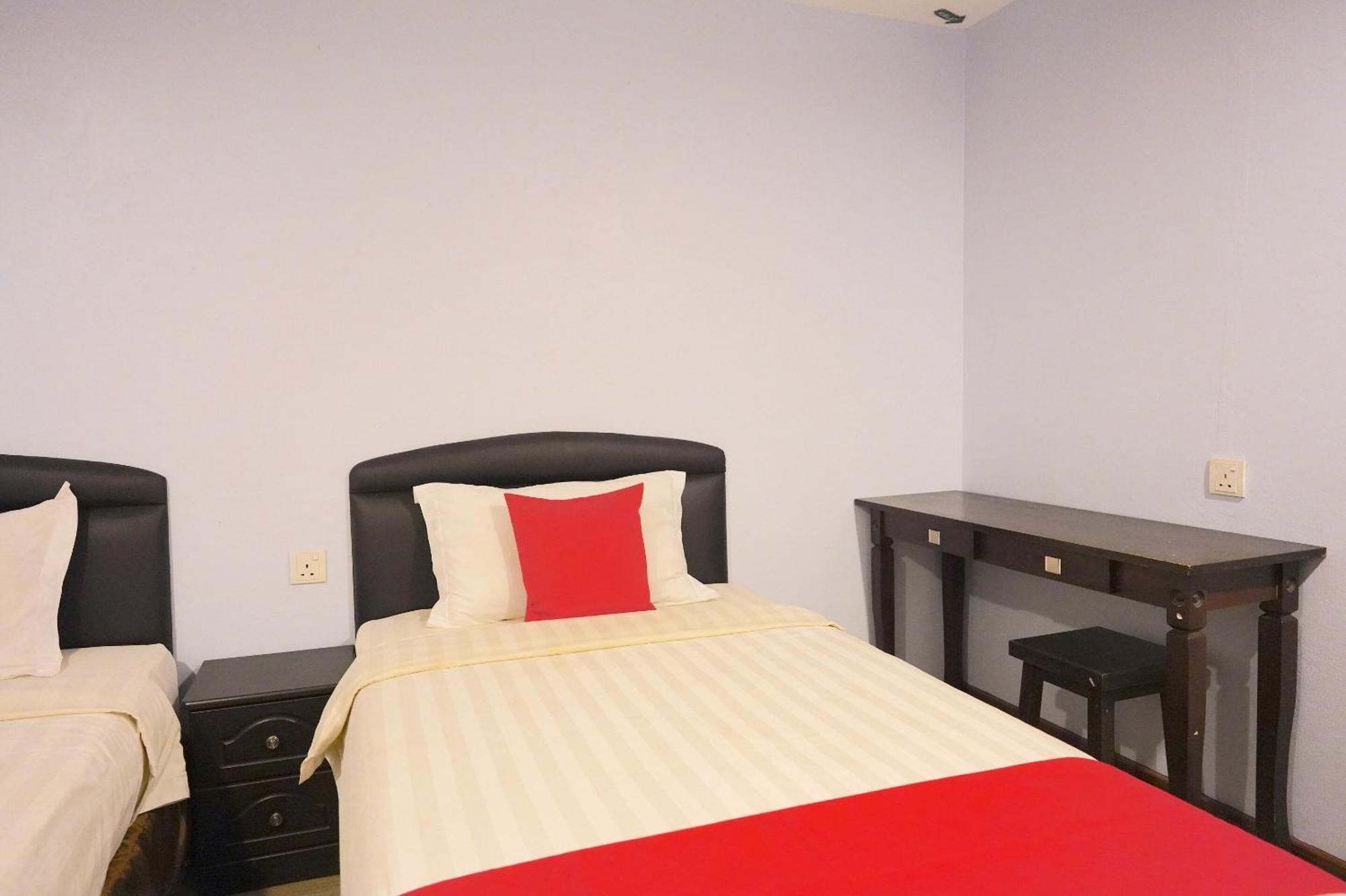 Super Oyo 89544 Utama Inn Бінтулу Екстер'єр фото