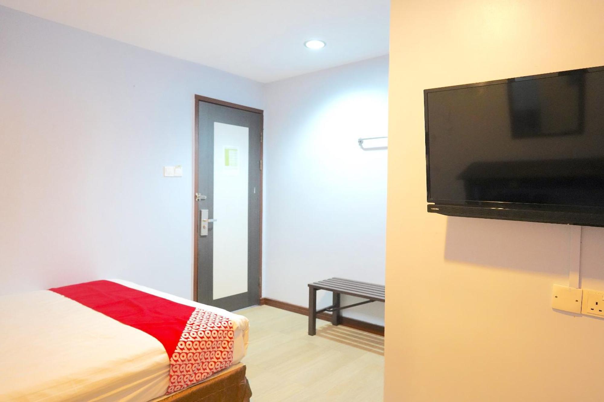 Super Oyo 89544 Utama Inn Бінтулу Екстер'єр фото